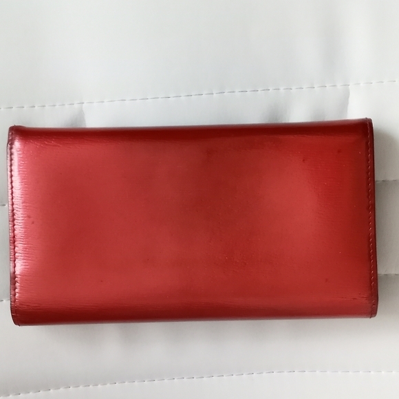 EUC GUCCI  INERLOCKING HEART GG LOGO RED LEATHER LARGE BI-FOLD WALLET - Picture 8 of 14